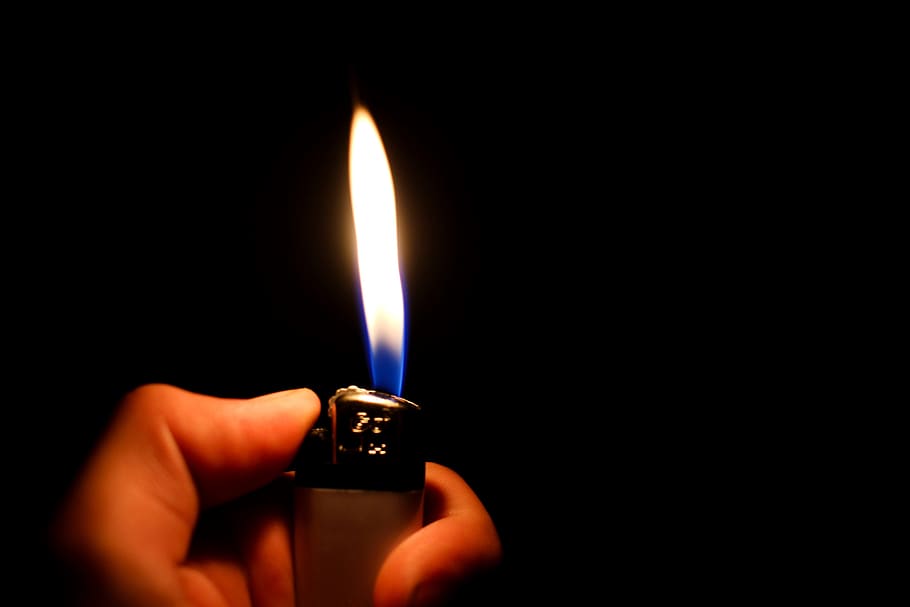 clickless torch lighter