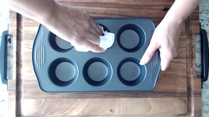 How to Grease a Muffin Pan