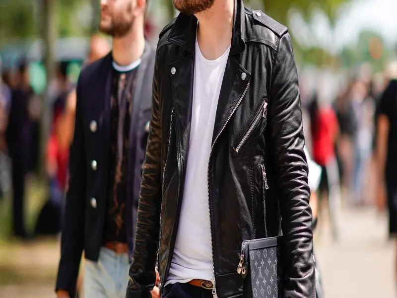 Leather Punisher Jacket In The Winter: How To Stay Warm In Style 4 leather punisher jacket