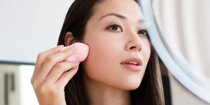 Black Spots On Beauty Blender Problem And How To Clean It 7 Black Spots On Beauty Blender