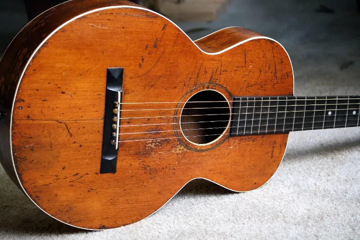 best vintage acoustic guitar